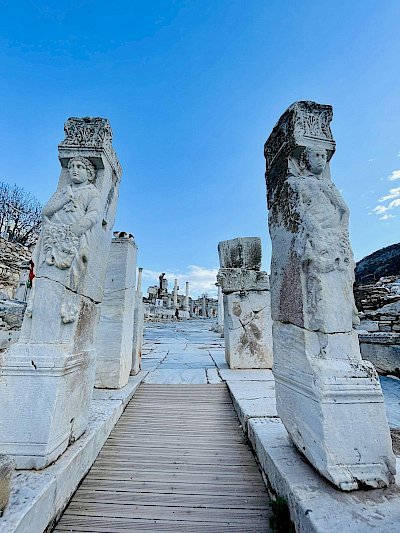 Exploring the Ancient Ruins of Ephesus A Comprehensive Guide for 2024